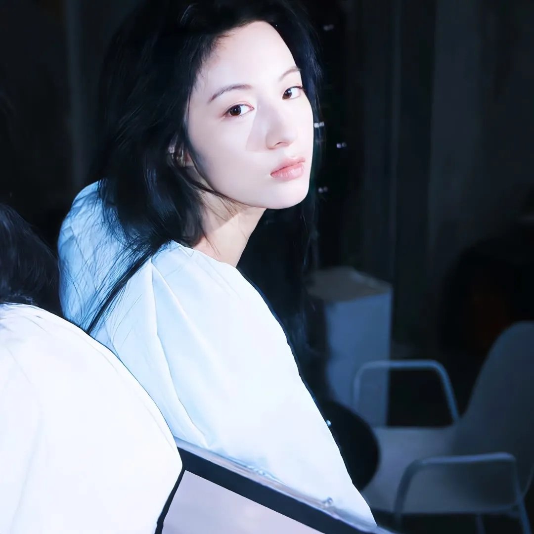 聪明的金发美女